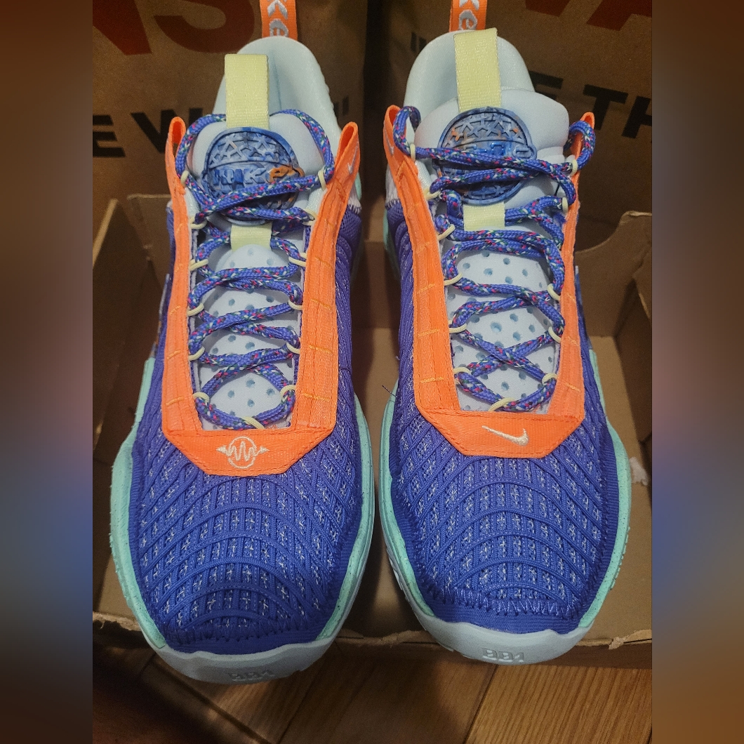 Nike Cosmic Unity Size 10.5